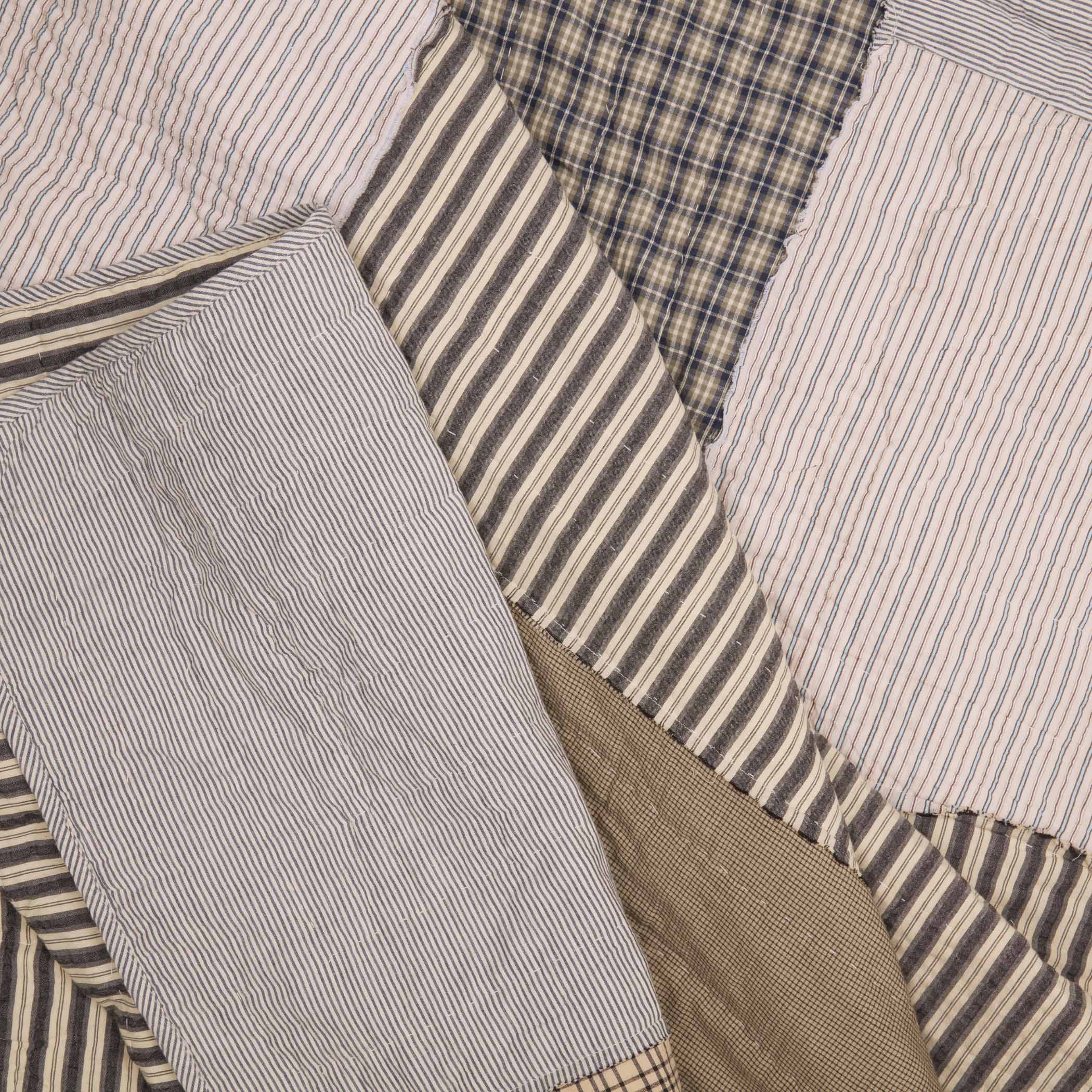 Ashmont California King Quilt 130Wx115L