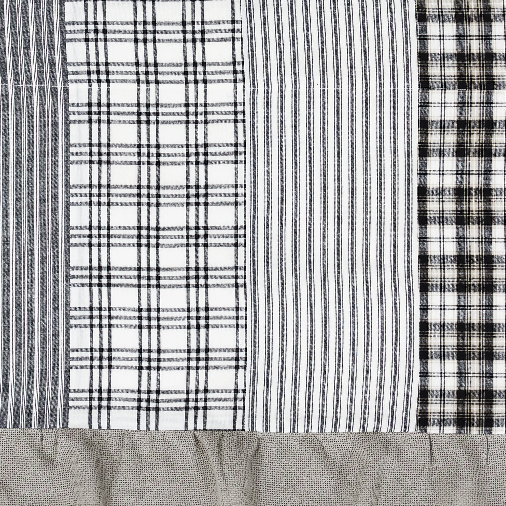 Sawyer Mill Black Patchwork Valance 19x72